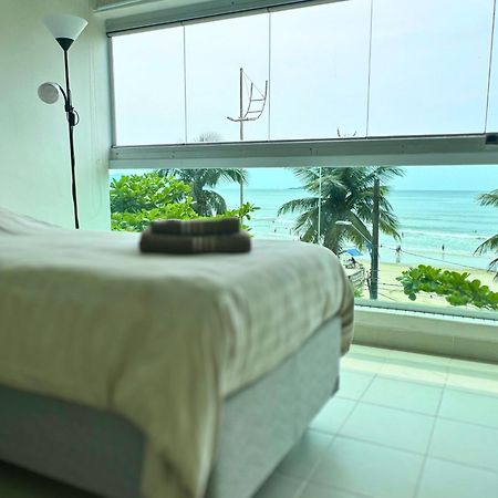 Apartamento Vista Para O Mar E Pe Na Areia 瓜鲁雅 外观 照片