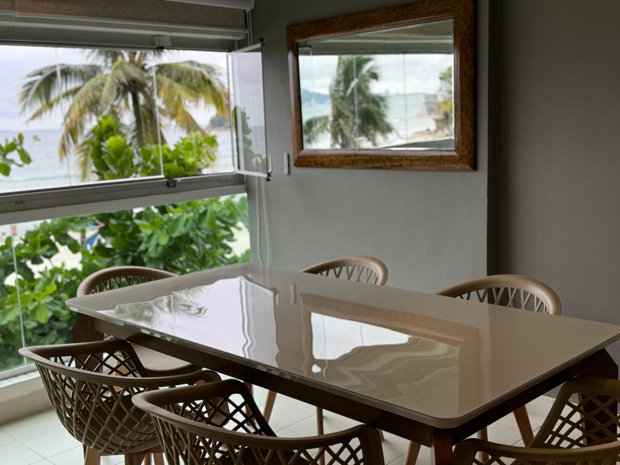 Apartamento Vista Para O Mar E Pe Na Areia 瓜鲁雅 外观 照片