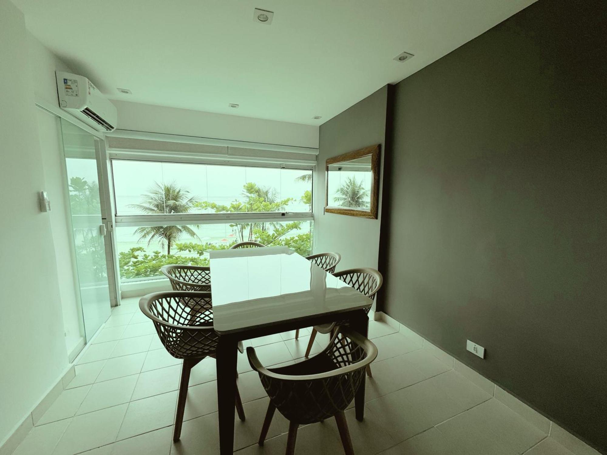 Apartamento Vista Para O Mar E Pe Na Areia 瓜鲁雅 外观 照片